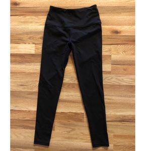 Knockout Tight High Rise (Leggings)